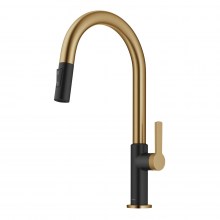 single-handle-pull-down-faucet-in-spot-free-1